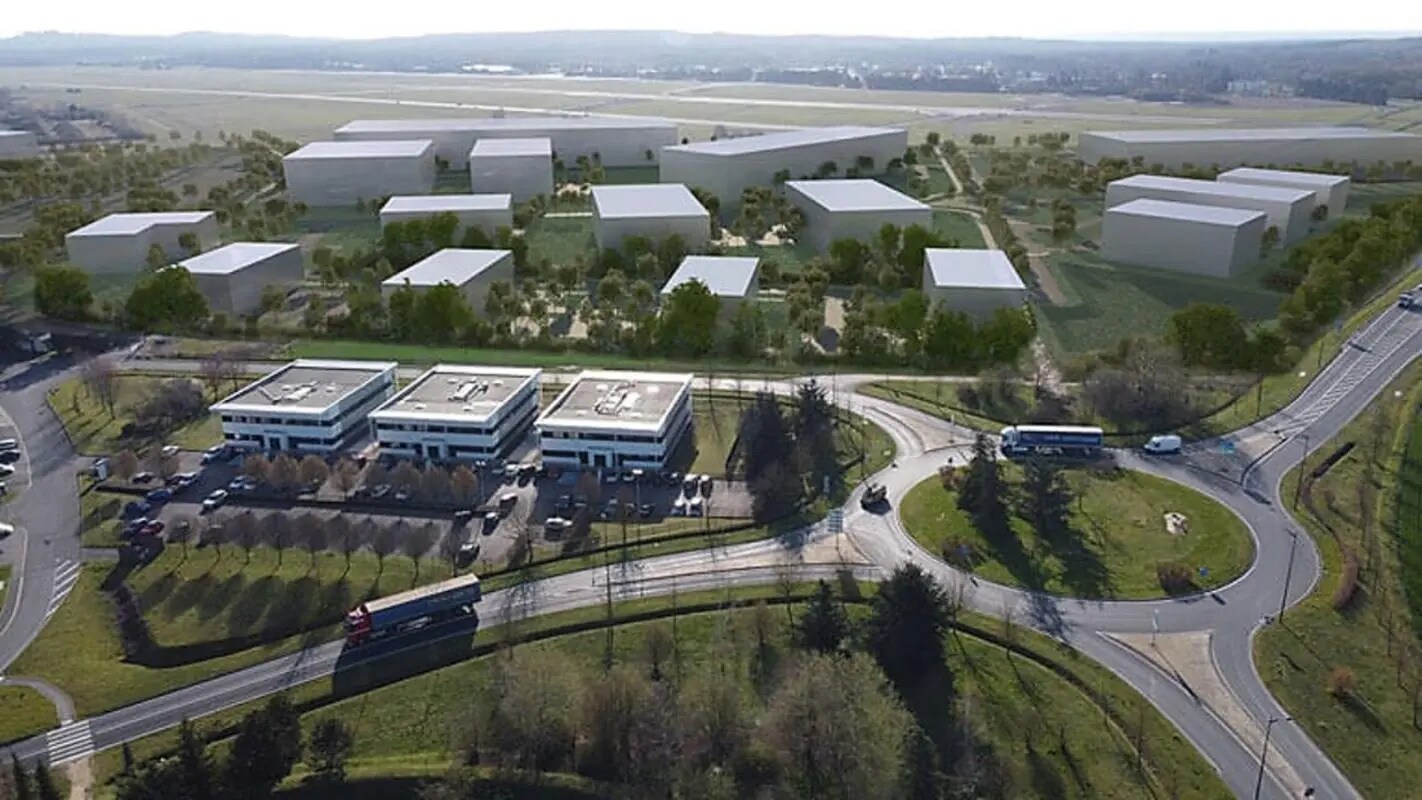 Industriel/Logistique dans Creil à louer Photo de l’immeuble– Image 1 sur 6