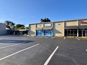 3642 W Kennedy Blvd, Tampa, FL à louer Photo intérieure– Image 1 sur 24
