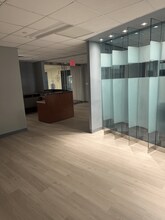 475 Riverside Dr, New York, NY à louer Photo intérieure– Image 2 sur 14