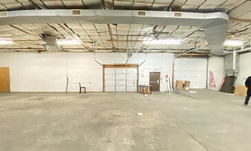 2044 Wadsworth Rd, Norton, OH à louer Photo intérieure– Image 1 sur 3