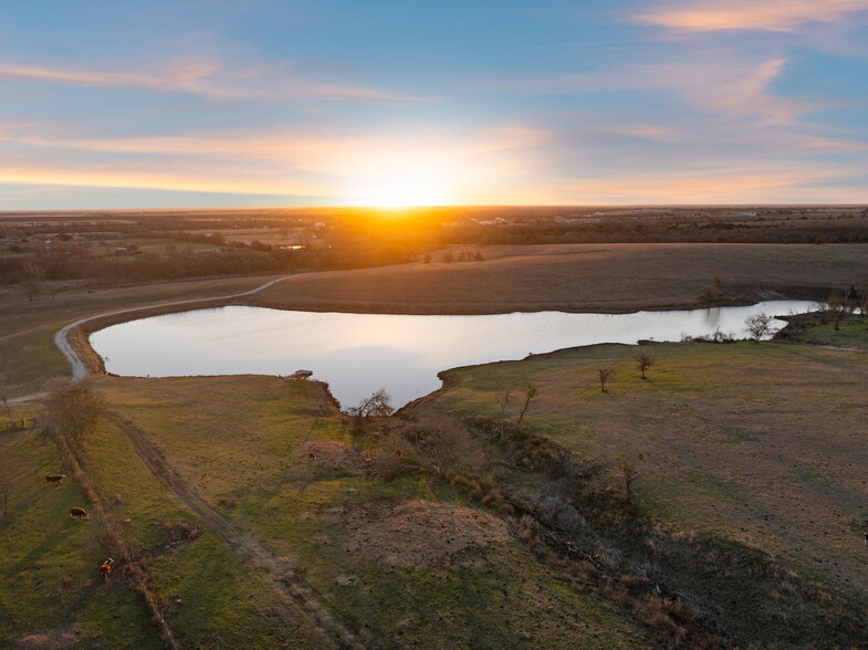 3290 Rosenthal Pkwy, Lorena, TX à vendre - Photo de l’immeuble – Image 1 sur 21