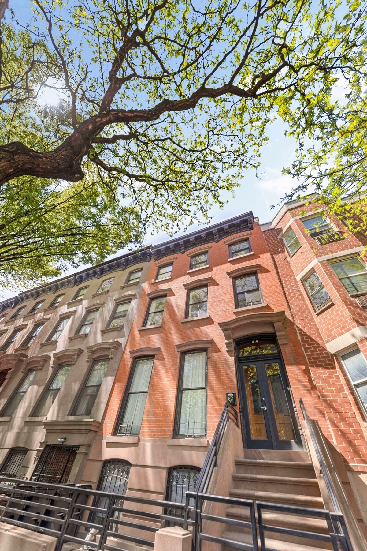 62 Fort Greene Pl, Brooklyn, NY à vendre Photo de l’immeuble– Image 1 sur 34