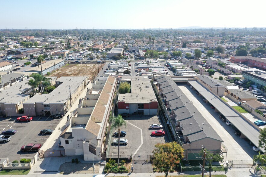 9240 Palm St, Bellflower, CA à vendre - Photo de l’immeuble – Image 2 sur 4