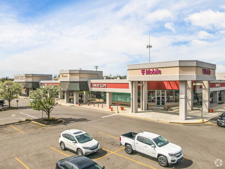 3075 Woodman Dr, Dayton, OH à louer - Photo de l’immeuble – Image 3 sur 7