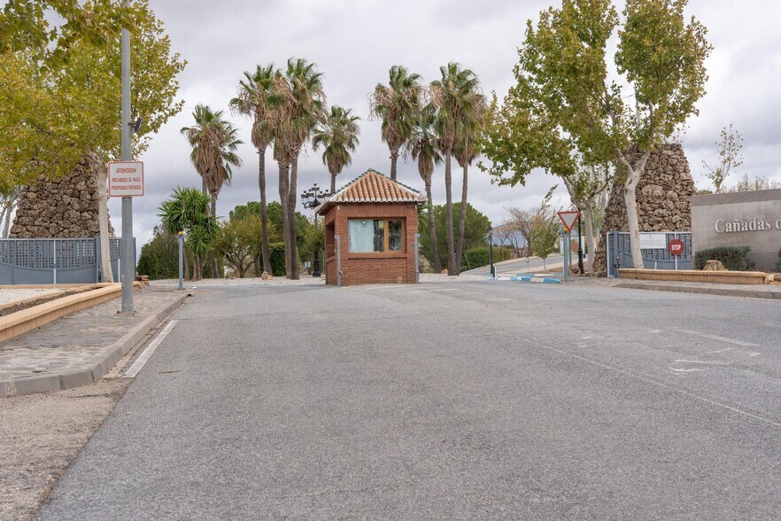Terrain dans Dílar, Granada à vendre - Photo de l’immeuble – Image 1 sur 49