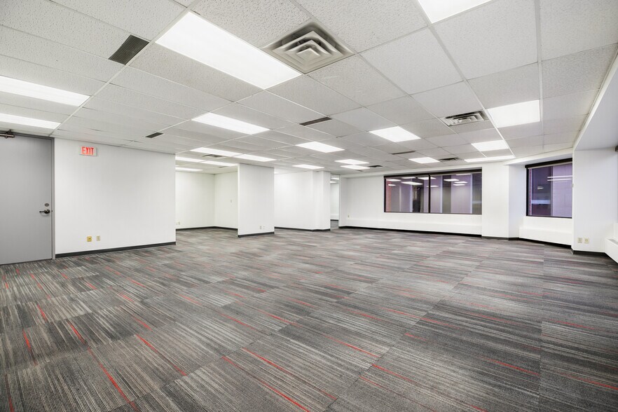 609 14th St NW, Calgary, AB à louer - Photo intérieure – Image 2 sur 23