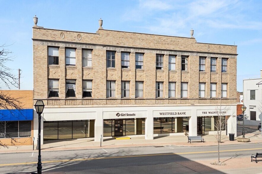 24 W 3rd St, Mansfield, OH à vendre - Photo de l’immeuble – Image 3 sur 14