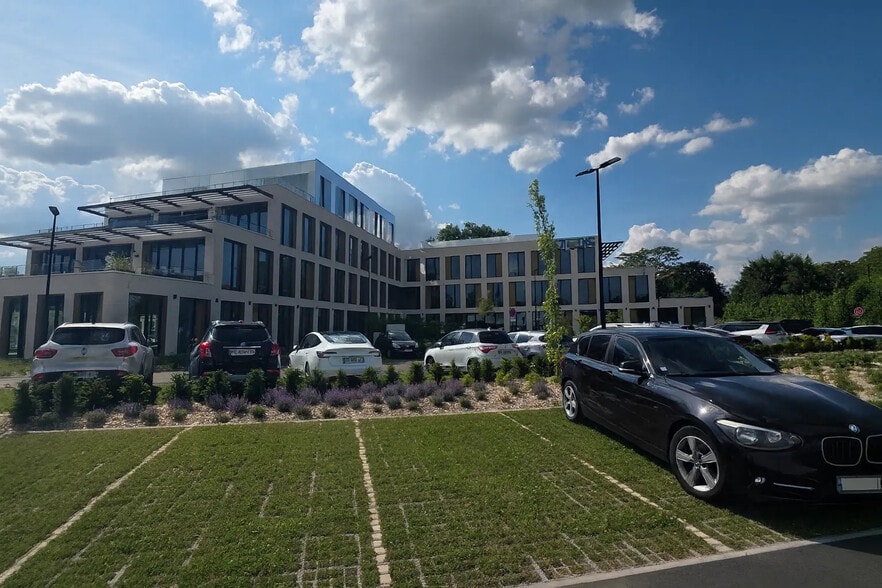 Bureau dans Arras à louer - Photo de l’immeuble – Image 3 sur 5