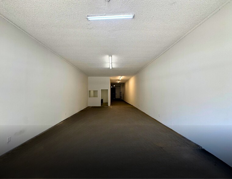 1360 S Broadway, Los Angeles, CA à louer - Photo de l’immeuble – Image 2 sur 5