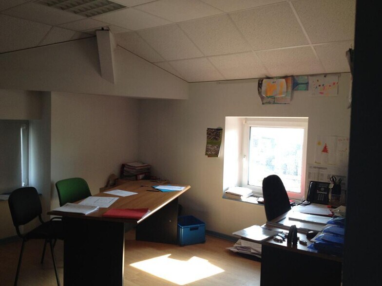 Bureau dans Salaise-sur-Sanne à louer - Photo intérieure – Image 3 sur 3