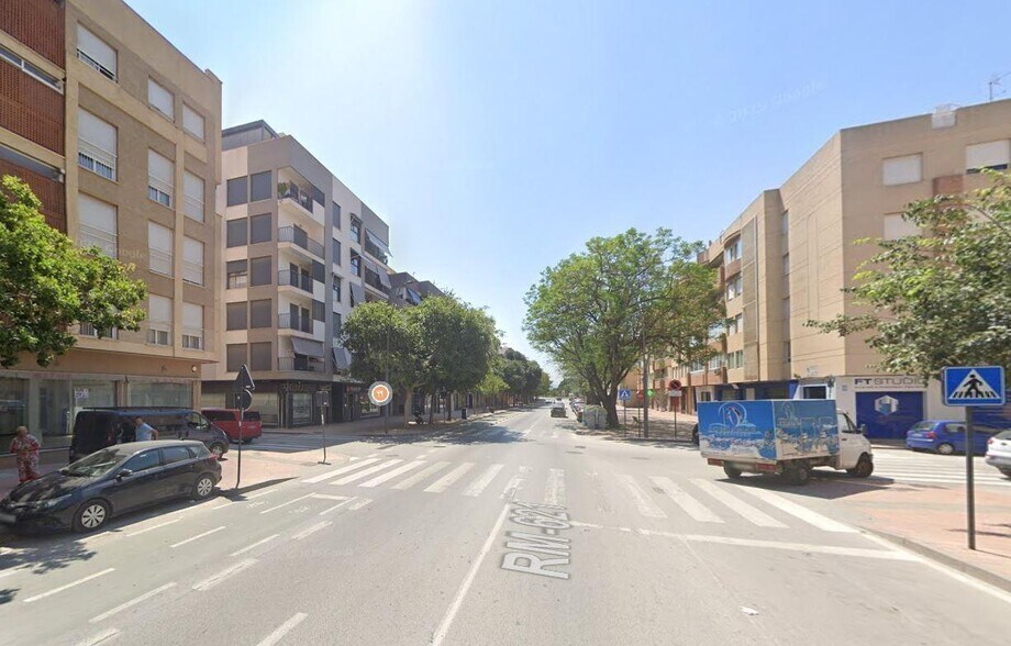 Local commercial dans Lorca, Murcia à louer - Photo de l’immeuble – Image 1 sur 3