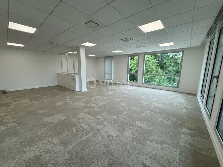 Bureau dans Serris à vendre - Photo intérieure – Image 3 sur 9