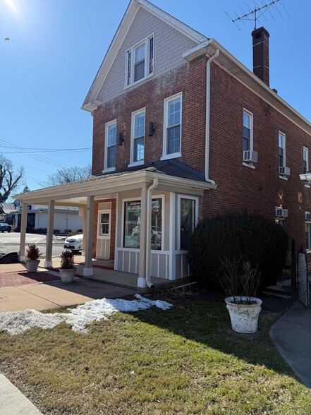 324 Main St, Reisterstown, MD à louer - Photo de l’immeuble – Image 3 sur 5