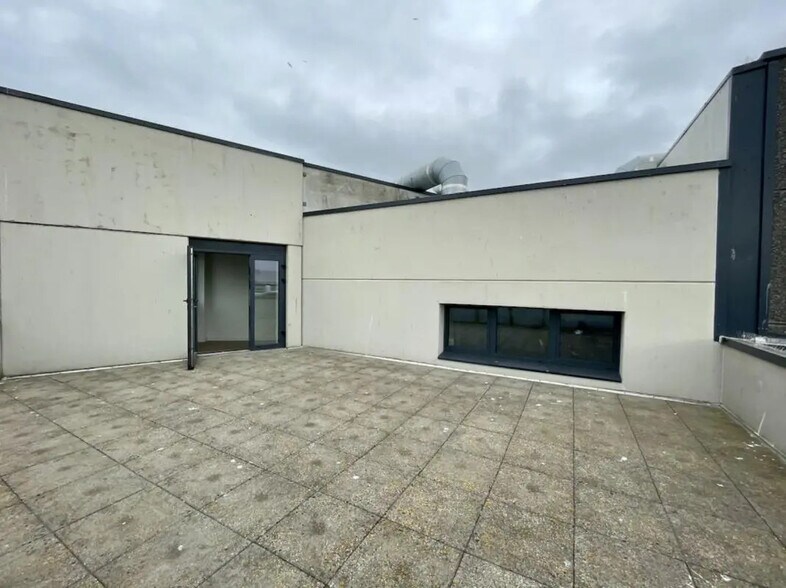 Bureau dans Boulogne-sur-Mer à louer - Photo de l’immeuble – Image 3 sur 4