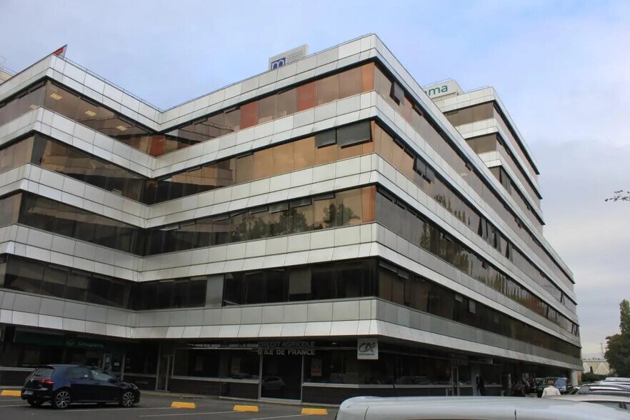 Bureau dans Cergy à louer - Photo de l’immeuble – Image 2 sur 10