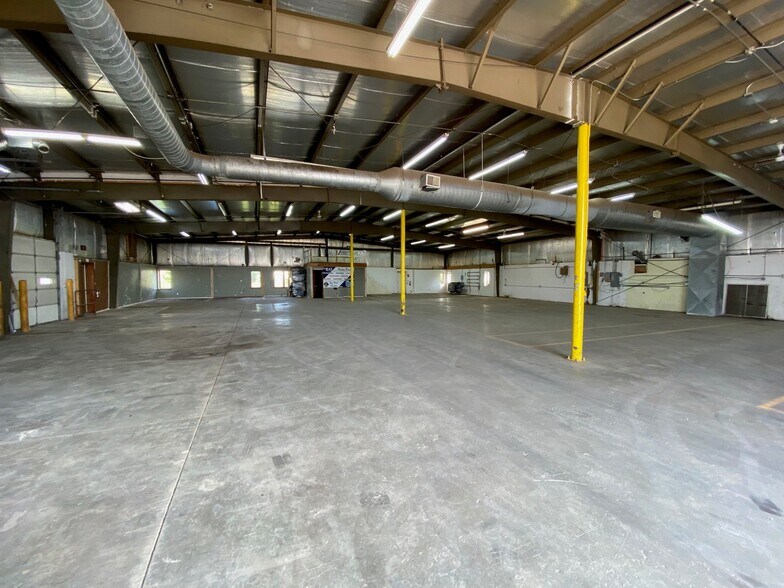 809 Prosper Rd, De Pere, WI à louer - Photo de l’immeuble – Image 3 sur 3