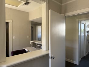 1601 McHenry Village Way, Modesto, CA à louer Photo intérieure– Image 2 sur 8
