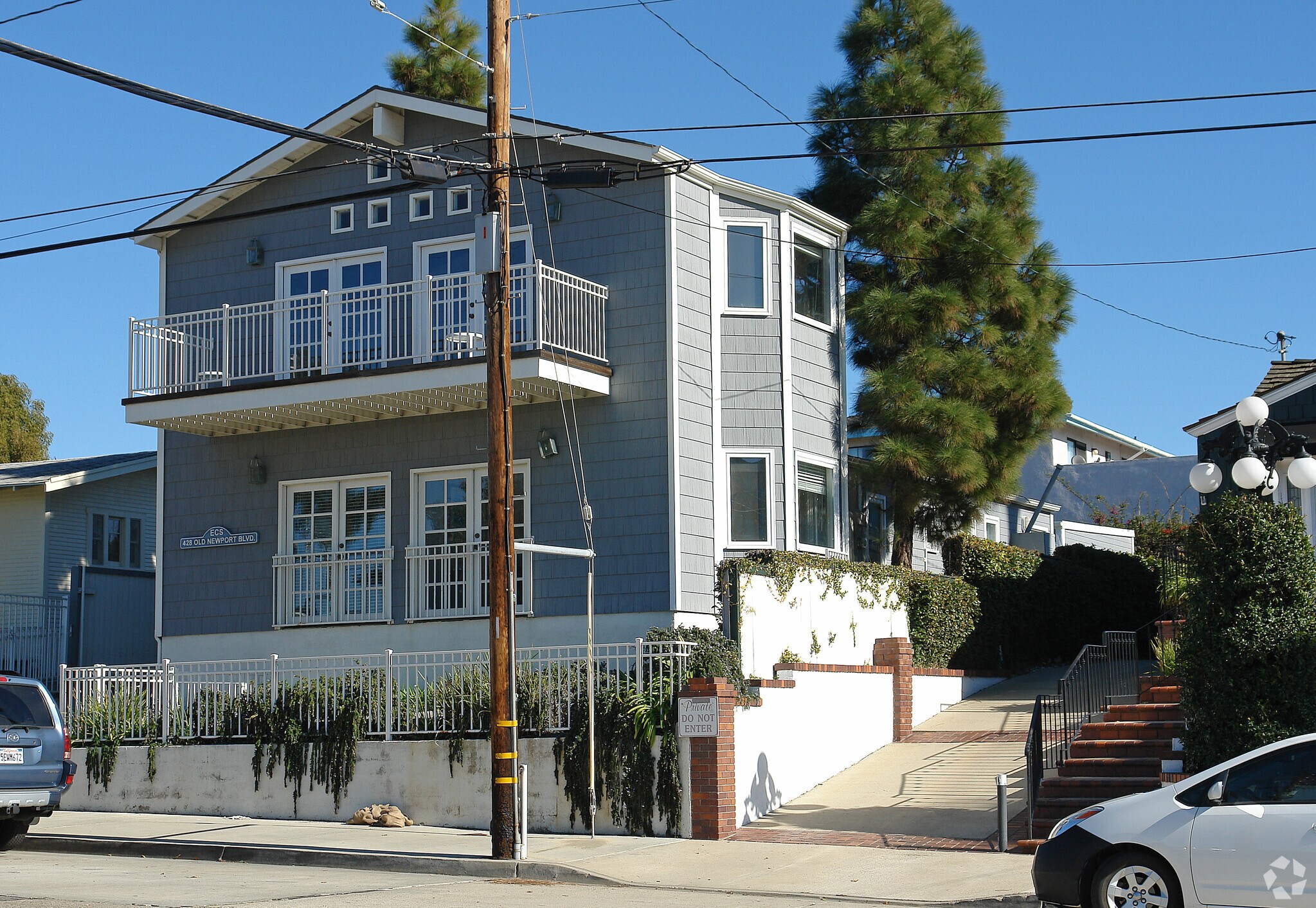 428 N Old Newport Blvd, Newport Beach, CA à vendre Photo principale– Image 1 sur 6