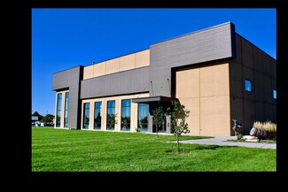 Plus de détails pour 572 Brewery Ln, Bourbonnais, IL - Industriel/Logistique à vendre