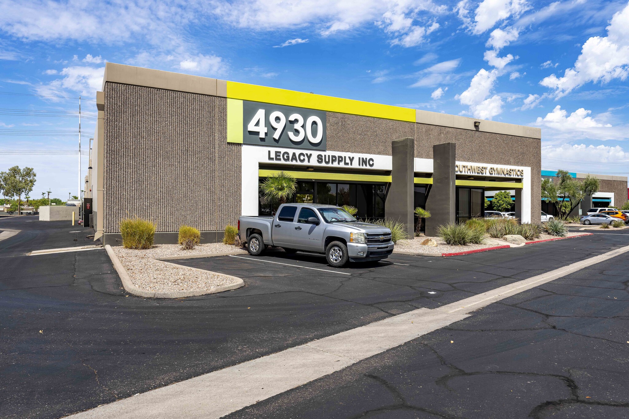 5010 S Ash Ave, Tempe, AZ à louer Photo de l’immeuble– Image 1 sur 5