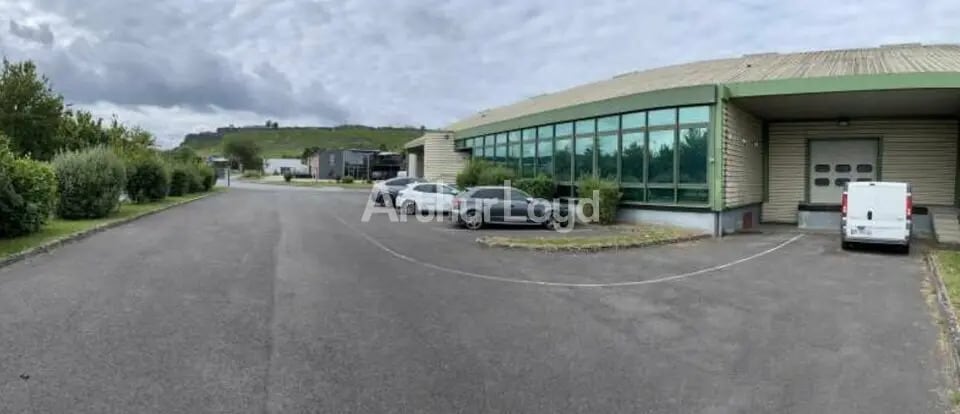 Local d'activités dans Givet à vendre - Photo de l’immeuble – Image 1 sur 8