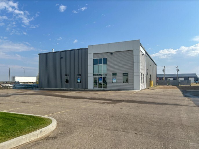 4014 Burron Av, Saskatoon, SK à louer - Photo principale – Image 1 sur 4