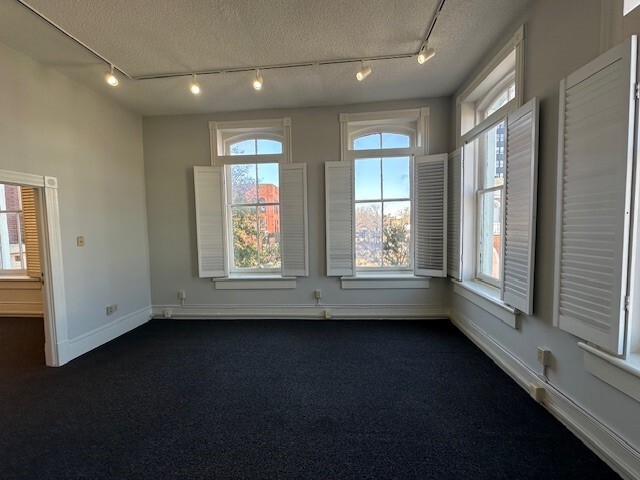 102 Person St, Fayetteville, NC à louer - Photo de l’immeuble – Image 2 sur 8