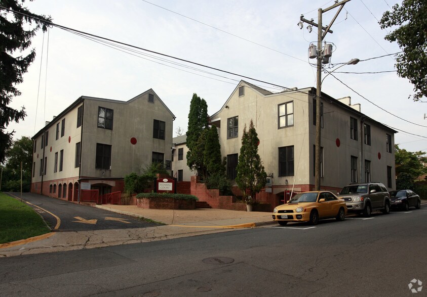 107 W Federal St, Middleburg, VA à louer - Photo de l’immeuble – Image 3 sur 3