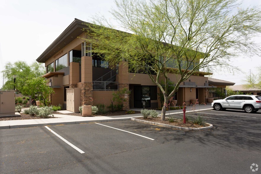 10733 N Frank Lloyd Wright Blvd, Scottsdale, AZ à louer - Photo principale – Image 1 sur 26