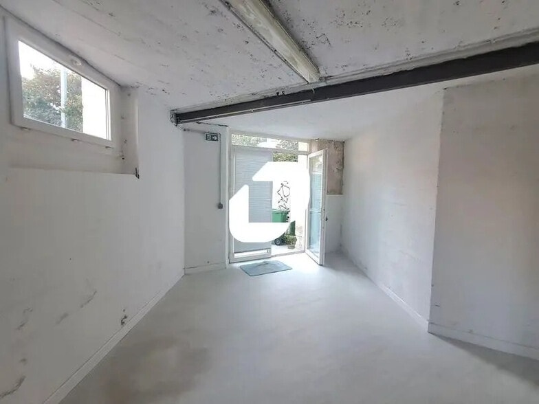 Bureau dans Bordeaux à louer - Photo de l’immeuble – Image 3 sur 10