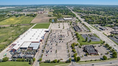 6700 Green Bay Rd, Kenosha, WI à louer Photo de l’immeuble– Image 1 sur 13