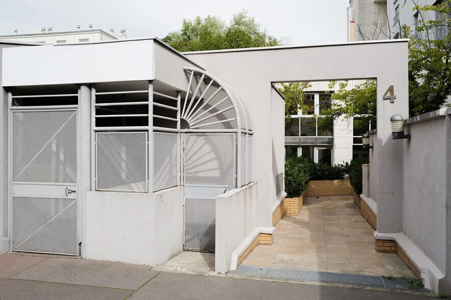 Bureau dans Courbevoie à vendre - Photo de l’immeuble – Image 2 sur 6