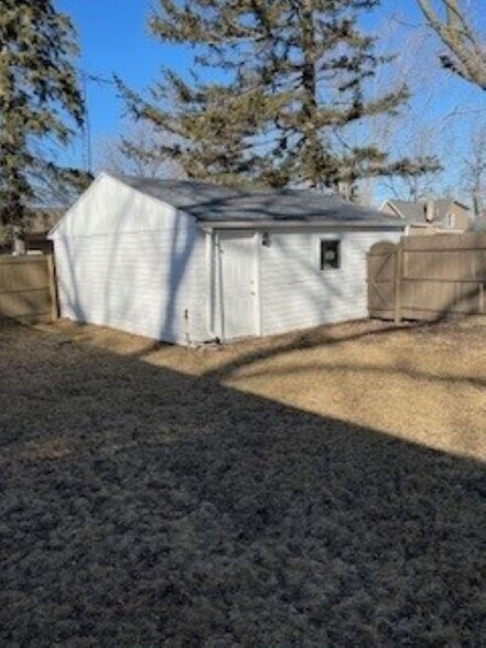 15 S Pampas Dr, Cortland, IL à vendre - Photo de l’immeuble – Image 3 sur 3