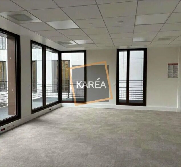 Bureau dans Montévrain à louer - Photo intérieure – Image 2 sur 5