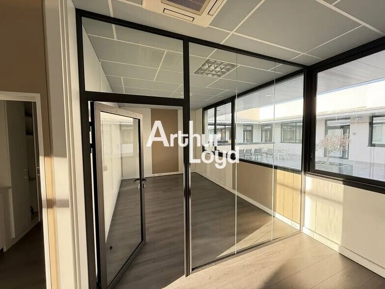 Bureau dans Fréjus à louer - Photo intérieure – Image 3 sur 5