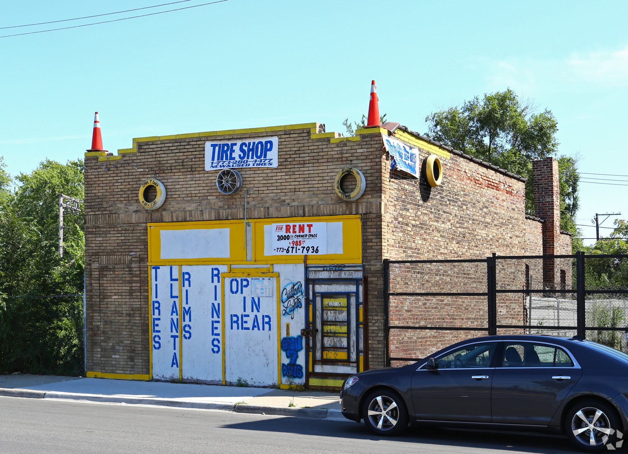 4315 W Roosevelt Rd, Chicago, IL à louer Photo principale– Image 1 sur 4