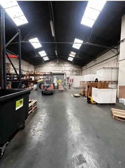 Industriel/Logistique dans Brie-Comte-Robert à vendre - Photo intérieure – Image 3 sur 7