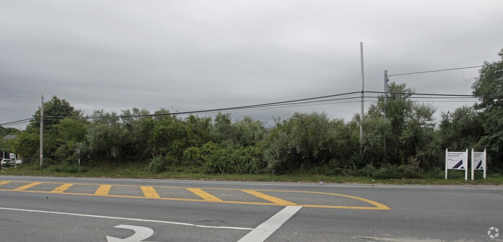 2045-2071 Montauk Hwy, Bridgehampton, NY à louer - Photo principale – Image 1 sur 2