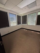 330 Arden Ave, Glendale, CA à louer Photo intérieure– Image 2 sur 5