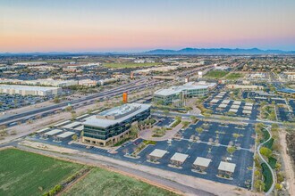 275 E Rivulon Blvd, Gilbert, AZ - Vue aérienne vue de carte - Image1