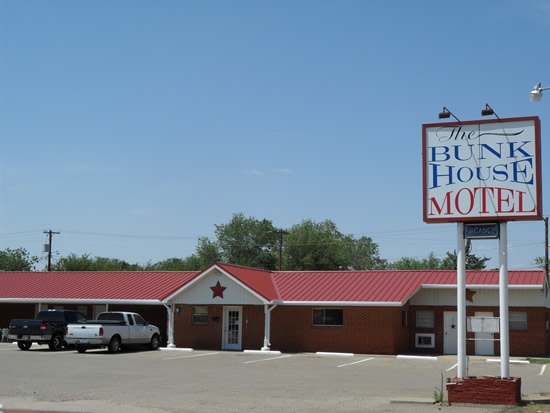 500 W Kentucky St, Floydada, TX à vendre - Photo de l’immeuble – Image 2 sur 11