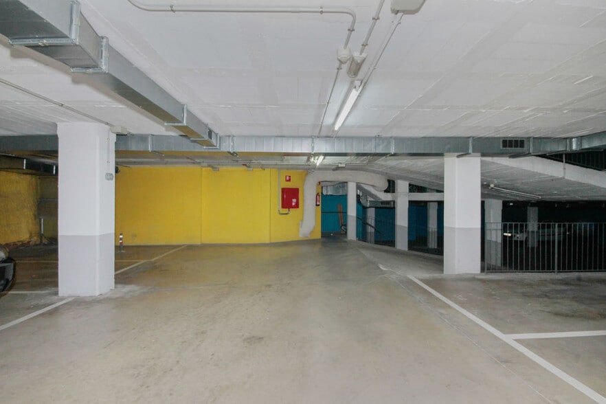 View Photo