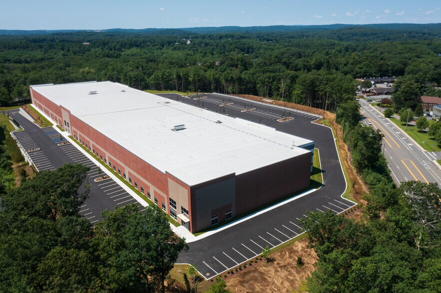 1000 Nickerson Rd, Marlborough, MA à louer - Photo de l’immeuble – Image 2 sur 7