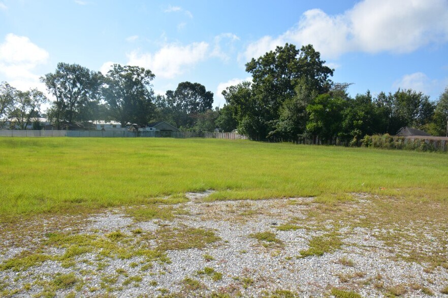136 Plaza Dr, Enterprise, AL à vendre - Photo de l’immeuble – Image 2 sur 5