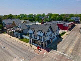 Plus de détails pour 2675-2679 N Holton St, Milwaukee, WI - Logement à vendre