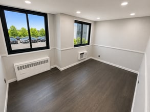 711A-711D Seagirt Ave, Far Rockaway, NY à louer Photo intérieure– Image 1 sur 1