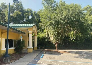 Plus de détails pour 811 N Summit St, Crescent City, FL - Bureau à louer