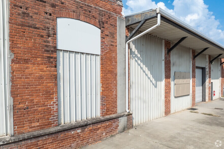 1 Johnson St, Cartersville, GA à louer - Photo de l’immeuble – Image 3 sur 5