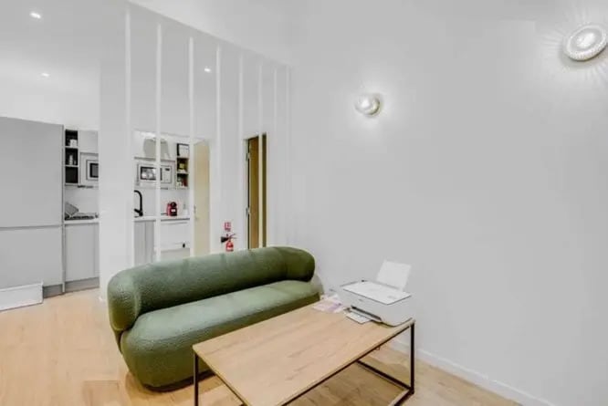 Bureau dans Paris à vendre - Photo de l’immeuble – Image 2 sur 6
