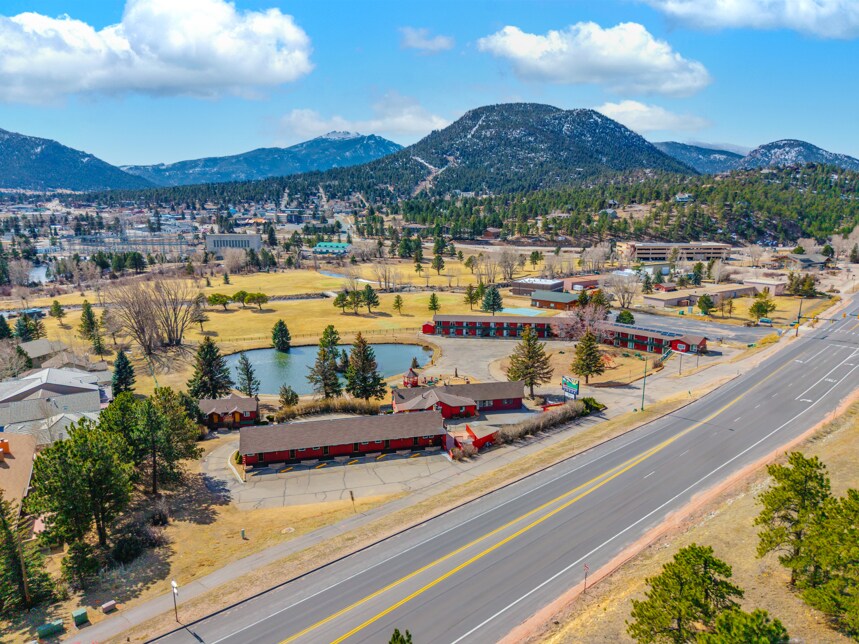 800 Big Thompson Ave, Estes Park, CO à vendre Photo de l’immeuble– Image 1 sur 14